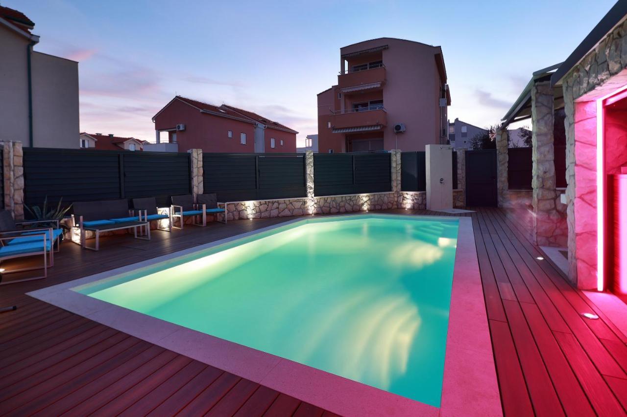 Villa Mainz Novalja Exteriér fotografie