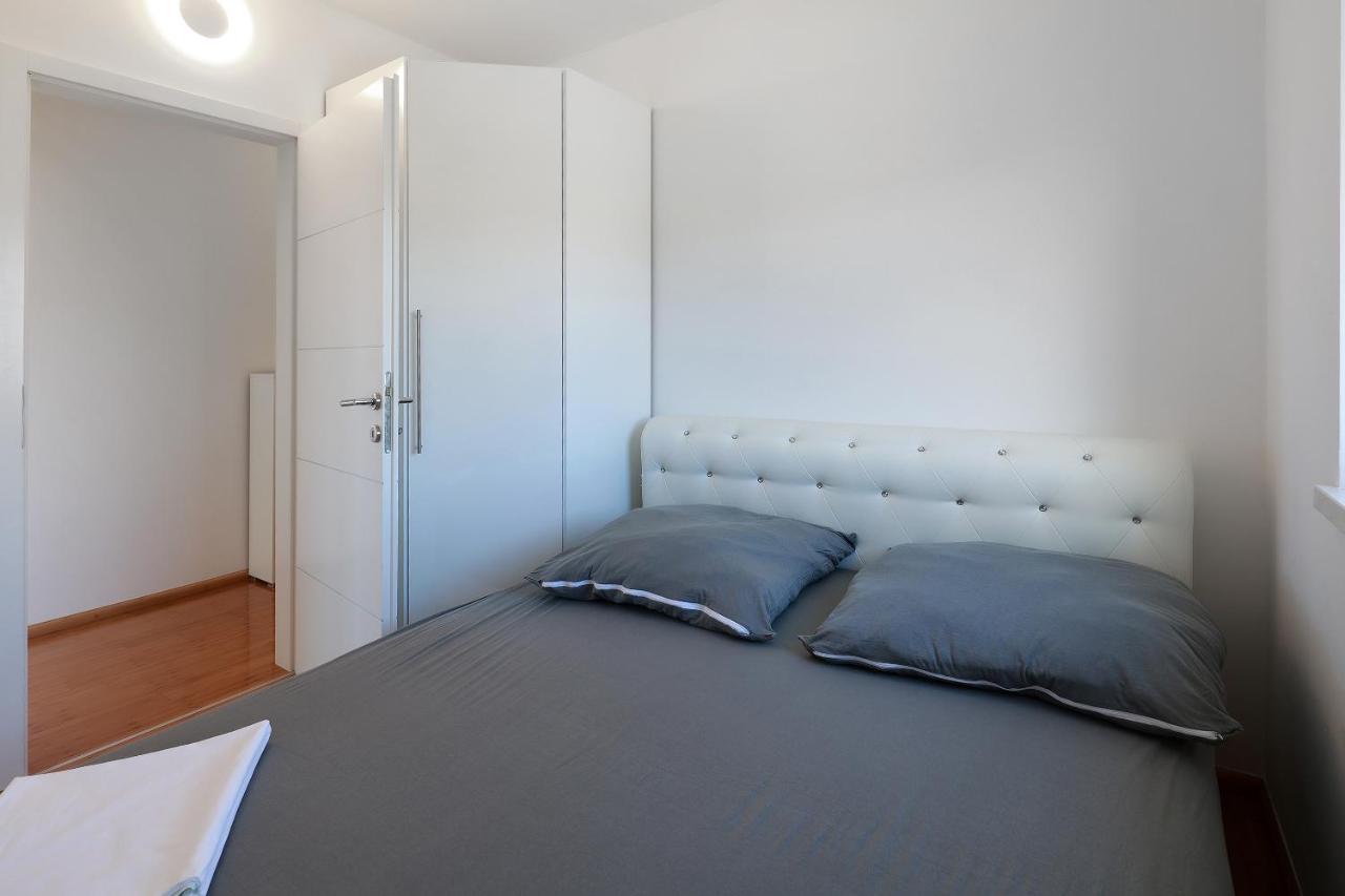 Villa Mainz Novalja Exteriér fotografie